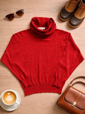 80s Vintage 100% Extrafine Merino Wool Turtleneck Apres Sweater Womens Small Red